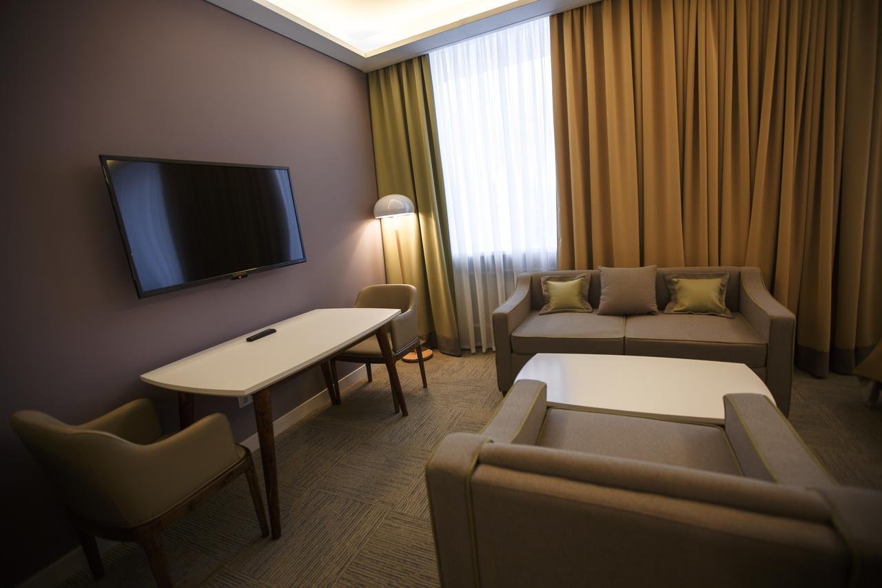Green Which Hotel Πετροπάβλοφσκ Εξωτερικό φωτογραφία