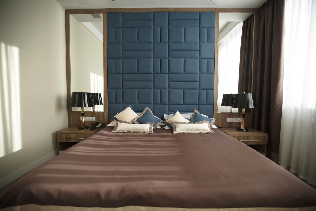 Green Which Hotel Πετροπάβλοφσκ Εξωτερικό φωτογραφία
