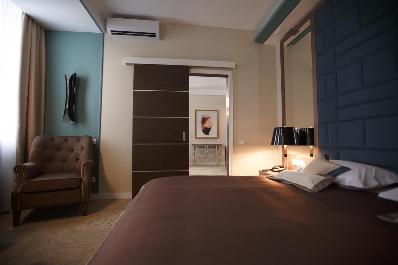 Green Which Hotel Πετροπάβλοφσκ Εξωτερικό φωτογραφία