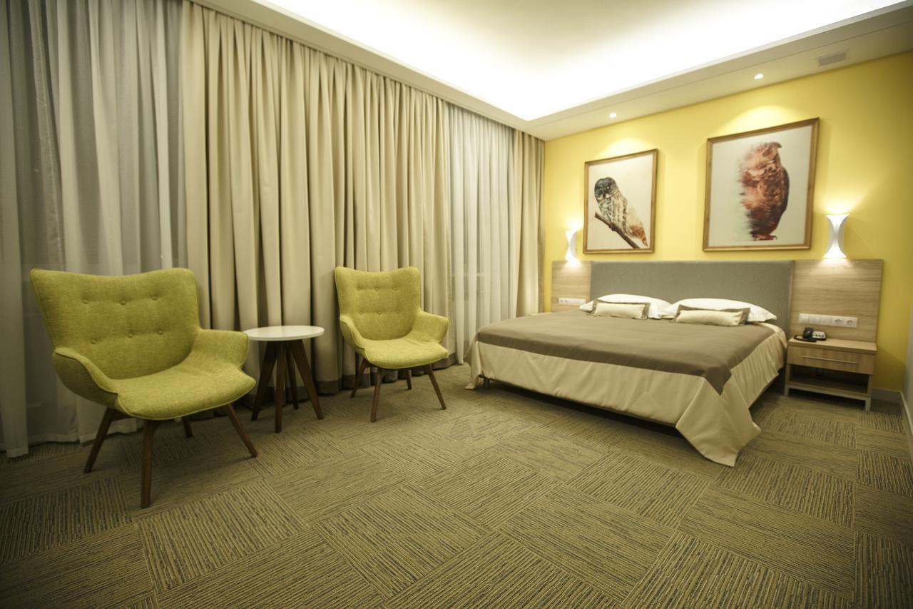 Green Which Hotel Πετροπάβλοφσκ Εξωτερικό φωτογραφία