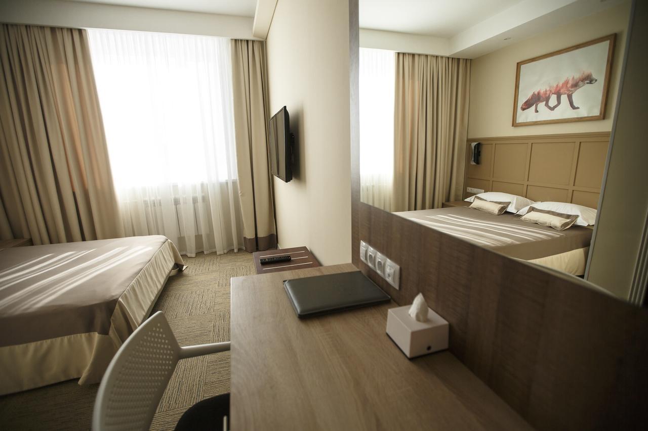Green Which Hotel Πετροπάβλοφσκ Εξωτερικό φωτογραφία